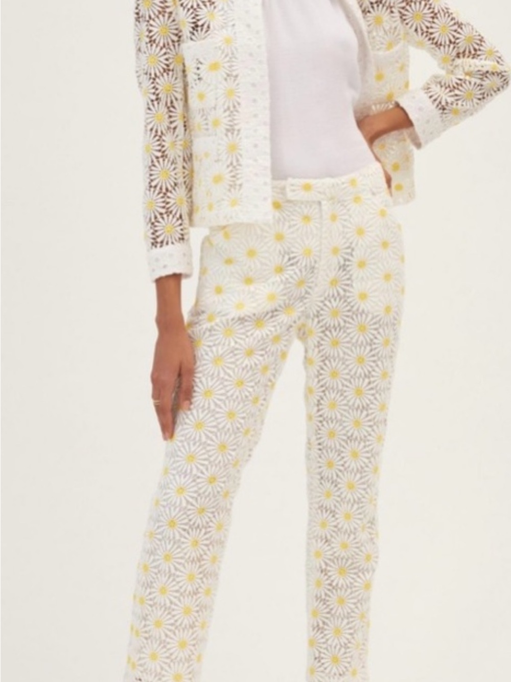 Daisy-Print Straight Leg Pants in White & Yellow
